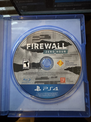 Firewall Ps4 + Aim Controler Bundle (Usado)