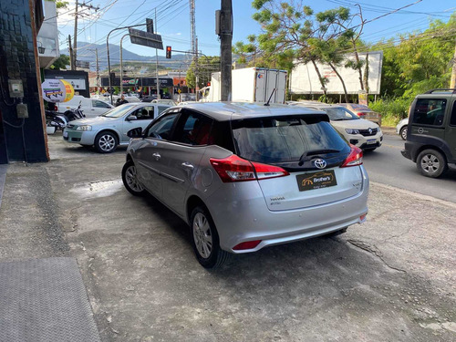 Imagem 6 de 15 de Toyota Yaris 2019 1.3 Xl 16v Cvt 5p