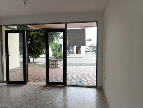 Local En Arriendo Chuchurubi, Montería