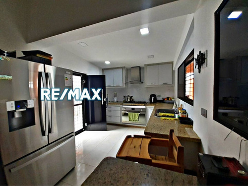 Imagen 6 de 17 de Remax Infinity Vende Casa Moderna En Las Morochas 139721 Frances Mijares 014144990396