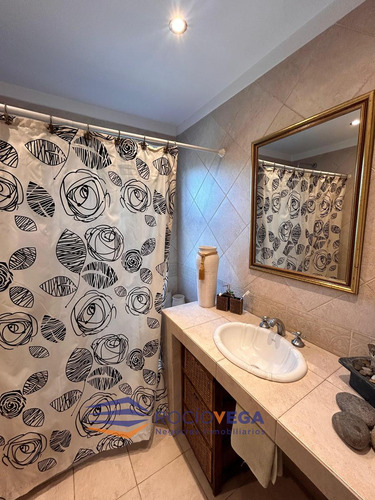 Casa En Venta En Barrio Santa Ana Moreno
