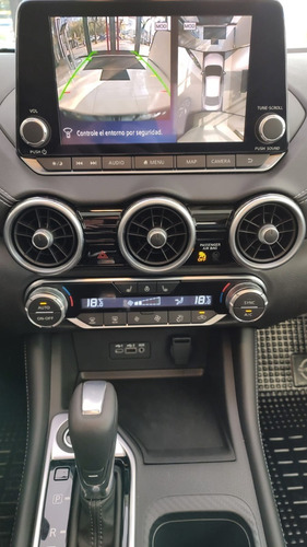 Imagen 10 de 25 de Nissan Sentra Exclusive 2.0 Cvt Juan Carlos