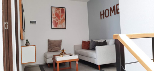 Casa Nueva En Venta En Fraccionamiento Con Áreas Verdes En Toluca, A Unos Metros De La Av. López Portillo.