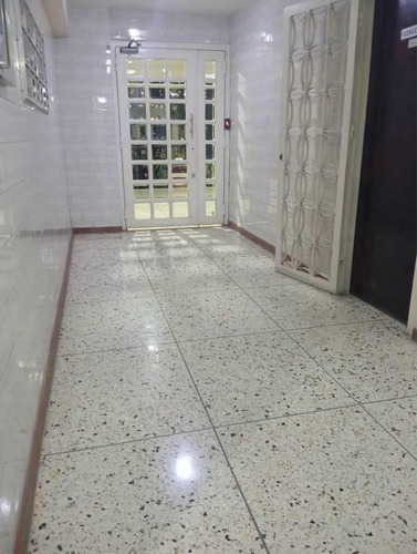 Se Vende Apartamento En El Llanito