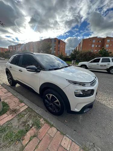 Citroën C4 Cactus 1.6 Shine Turbo Aut