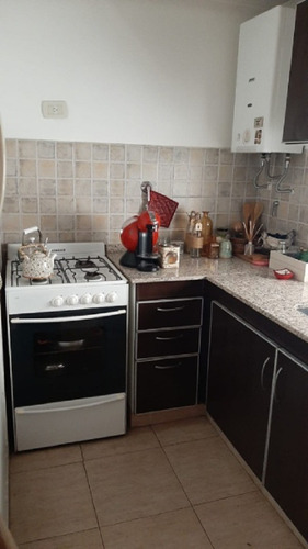 Imagen 11 de 16 de Departamento De 2 Ambientes En Venta - Moron Norte