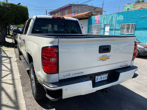 Imagen 10 de 13 de Chevrolet Cheyenne Hihg Country Modelo 2015