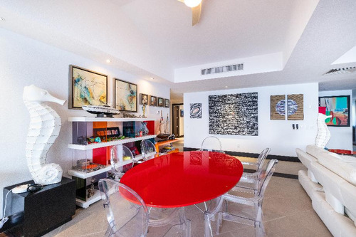 Departamento En Venta En Colonia Zona Hotelera Norte, Puerto Vallarta, Jalisco