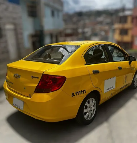 Divino Como Nuevo, Segundo Dueño, Radio Taxi Autolagos,