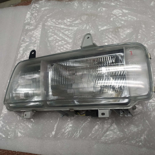 Faro Izquierdo Isuzu Ftr336hh1/ Fsr Fvt. Original Nuevo