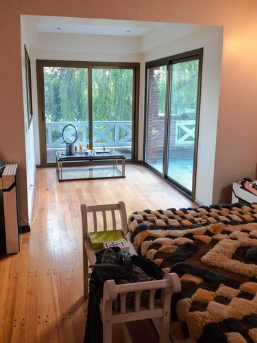 Alquiler De Casa Amoblada, En Saint Thomas Sur, Canning