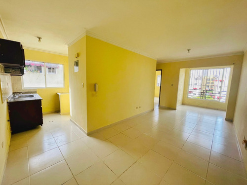 Apartamento En Res. Juan Rafael, Av. Jacobo Majluta Santo Domingo Norte