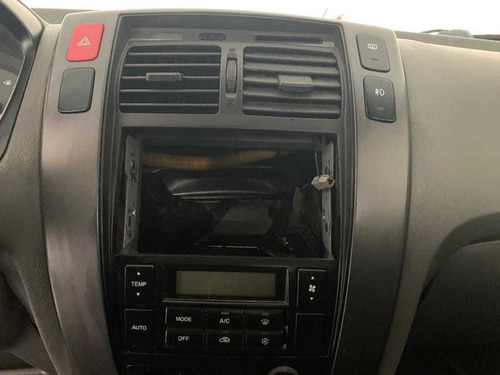 Imagem 9 de 15 de Hyundai Tucson Glsb
