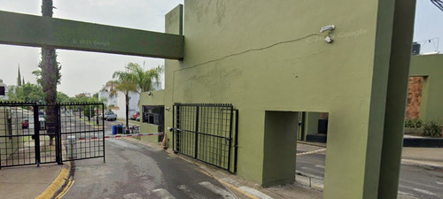 Casa En Remate Bancario En Cond. Monte Urales, Los Olivos Residencial, Tlaquepaque, Jalisco (60% Descuento, Excelente Plusvalía) ¡gran Oportunidad De Inversión! - Sk12
