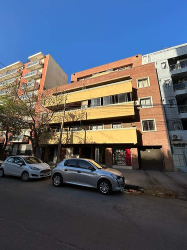 Se Vende Excelente Dpto De Un Dormitorio Grande En General Paz!!!!