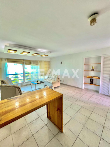 Se Vende Apartamento En Caribe/ Caraballeda Oportunidad!!