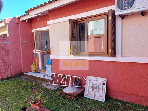 Imagem 14 de 15 de Casa À Venda No Bairro Hípica - Porto Alegre/rs - W609