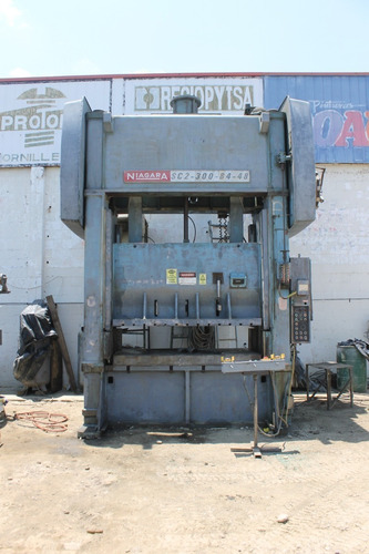 Prensa Troqueladora Niagara 300 Toneladas Mod. Sc2-300-84-48 (Usado)