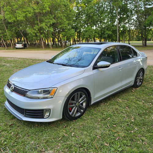 Volkswagen Vento 2.0 Tsi Gli