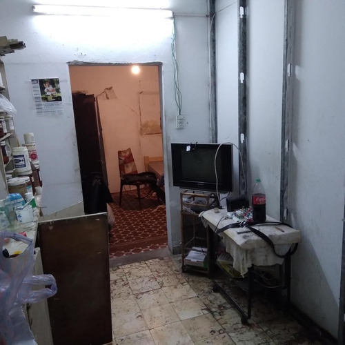 Imagen 8 de 15 de Local Con Vivienda A Refaccionar