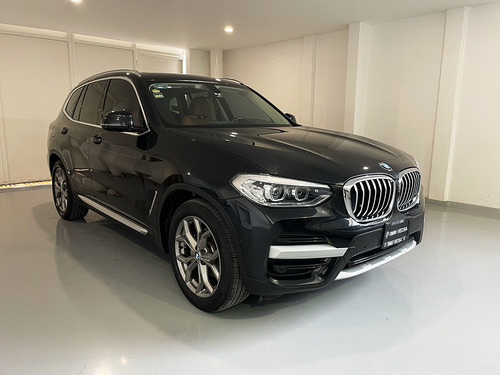 BMW X3 5p xDrive 30i X Line L4/2.0/T Aut