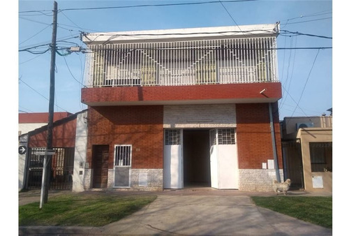 Venta Galpón Cn Casa De 2 Dormitorios- B. Belgrano