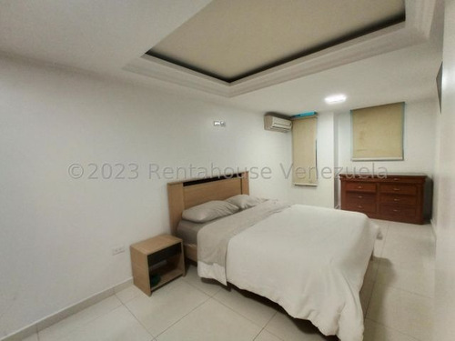 Imagen 22 de 27 de Apartamento En Venta Urb El Bosque, Maracay 23-19573 Hc