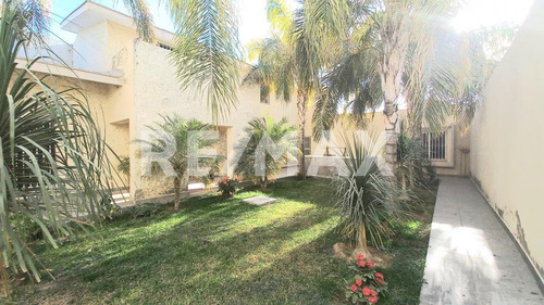 Imagen 22 de 26 de Casa En Renta En San Isidro - (2)