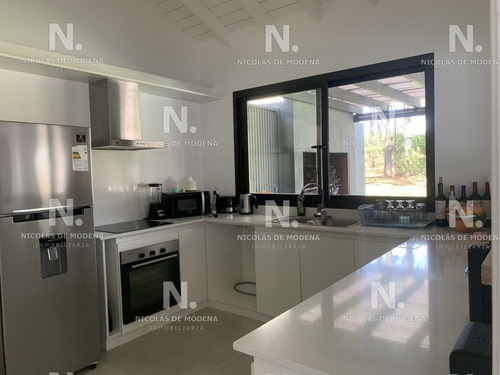 Espectacular Casa En Pinar Del Faro - Jose Ignacio- Ref: 5005