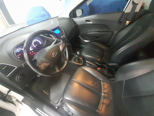 Hyundai HB20X 1.6 Style Flex 5p