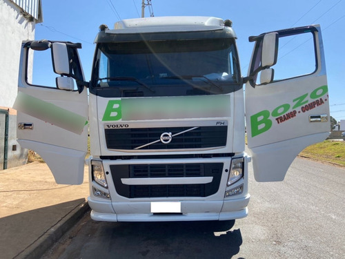 Imagem 11 de 12 de Volvo Fh 540 6x4 2014 Automático