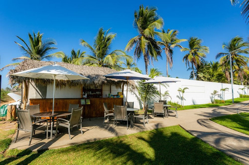 Casa En Venta En Acapulco, Puerta Al Sol, Zona Diamante, Barra Vieja, Alberca Y Club De Playa, 3 Recámaras 1½ Baños