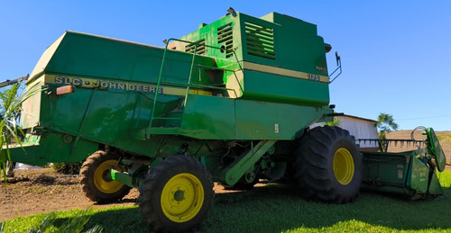 Colheitadeira John Deere 1175 Ano 2000