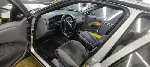 Ford Escort 1.8 Lx Aa Plus