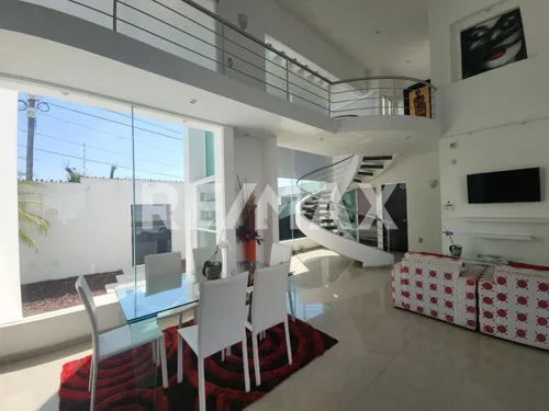 Casa En Venta En Fraccionamiento Real De Oaxtepec
