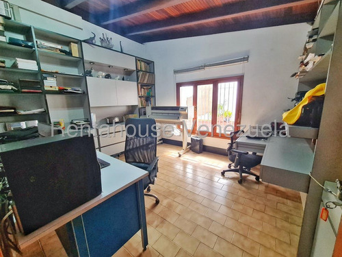 Casa En Venta El Cafetal 25-13196 G.s.