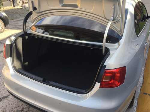 Volkswagen Vento 2.0 T Sportline 2.0t Mt 2011 Golf 308 Gti 1