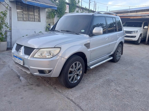 Mitsubishi Pajero TR4 2.0 4x2 Flex Aut. 5p