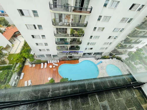Imagem 1 de 29 de Apartamento 128m², 04 Dormitórios (sendo 02 Suítes), 04 Banheiros E 02 Vagas Na Garagem. Condomínio Com Portaria, Segurança 24hrs, Piscina, - 22021703 - 70608524