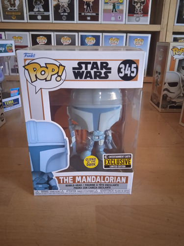 Funko Pop Mandalorian Glow Entertainment Earth Sticker Nuevo