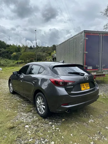Mazda 3 2.0 Sport Touring