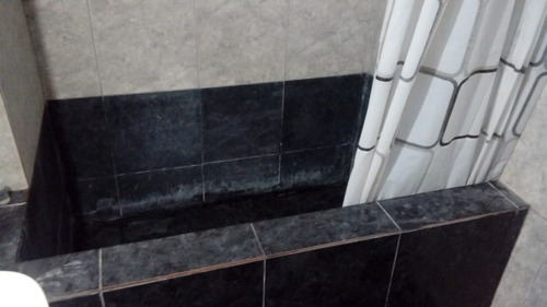Imagen 12 de 17 de Departamento En Venta En Merlo Centro 2 Amb