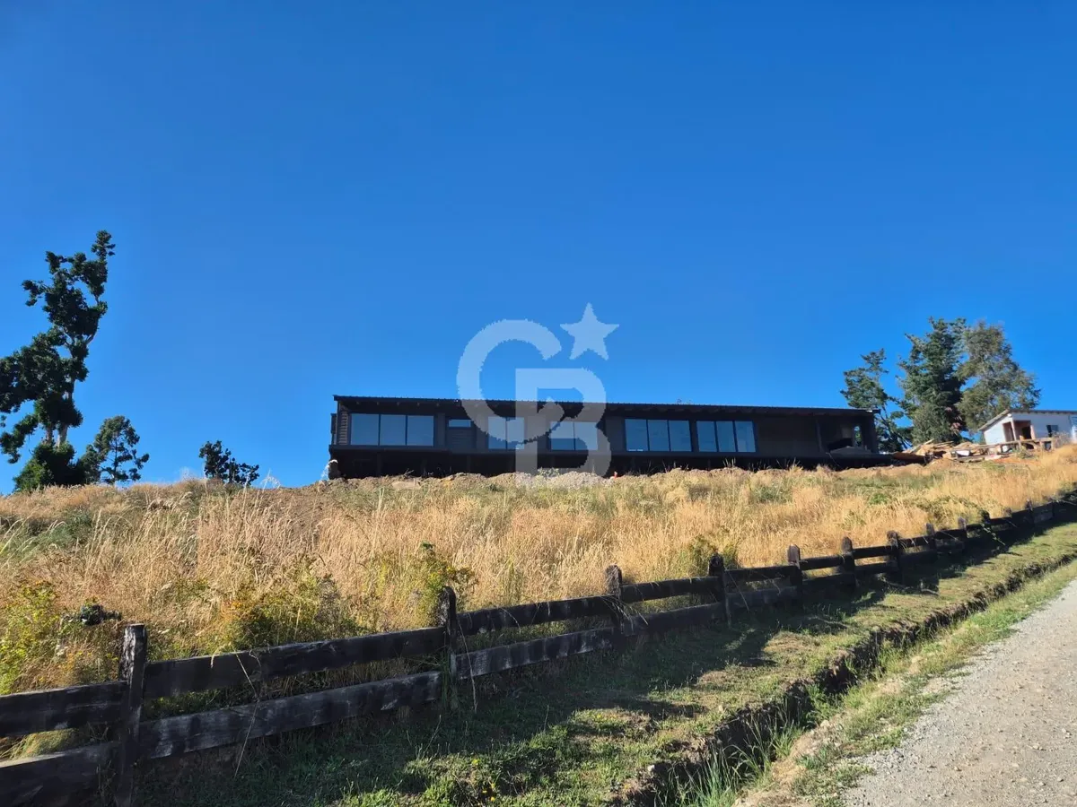 Imagen 2 de 20 de Casa Nueva Con Vista Al Lago Ranco