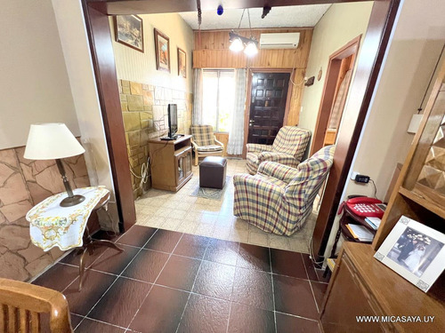 Venta Casa, A Dos Cuadras De 8 De Octubre, 3 Dormitorios