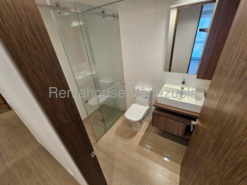 Apartamento Remodelado En Alquiler En Las Mercedes