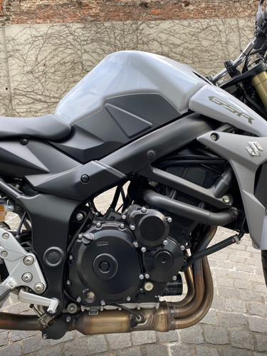 Imagen 11 de 11 de Suzuki Gsr 750