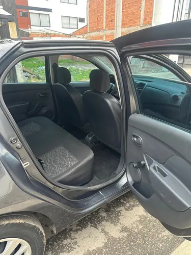 Renault Logan 1.6 Expression