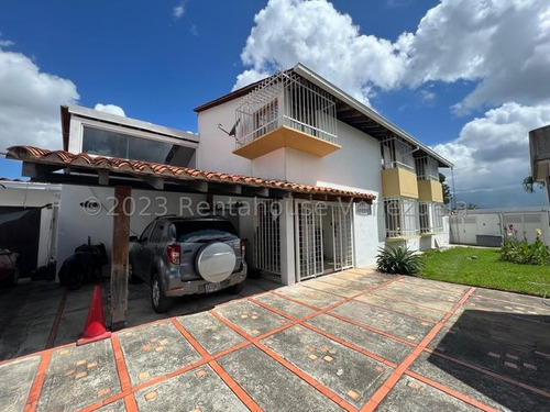 Espectacular Casa En Cumbres De Curumo 245320