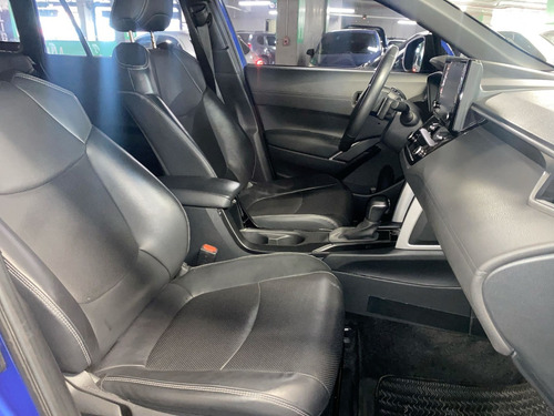 Imagen 24 de 25 de Toyota Corolla Cross 2022