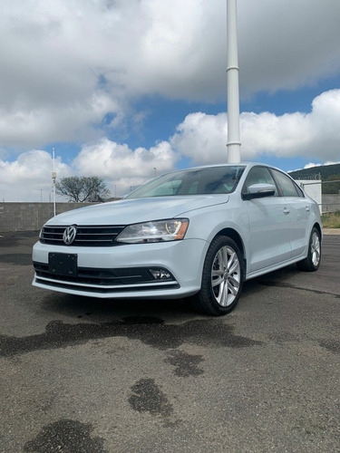 Imagen 1 de 15 de Volkswagen Jetta 2018 2.5 Sportline Tiptronic At